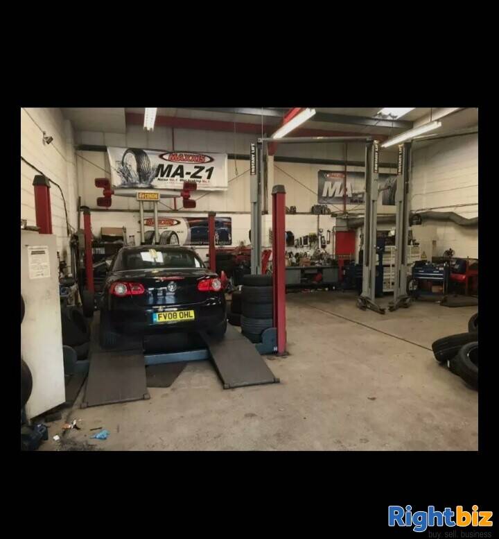 ESTABLISHED GARAGE/TYRE WORKSHOP BUSINESS FOR SALE IN HUDDERSFIELD