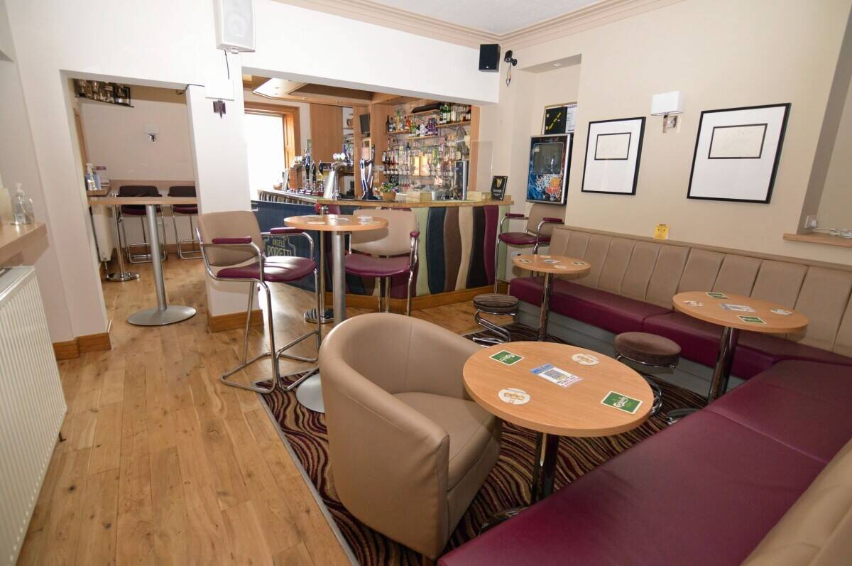 NORTHUMBERLAND - BEAUTIFULLY PRESENTED PUBLIC HOUSE