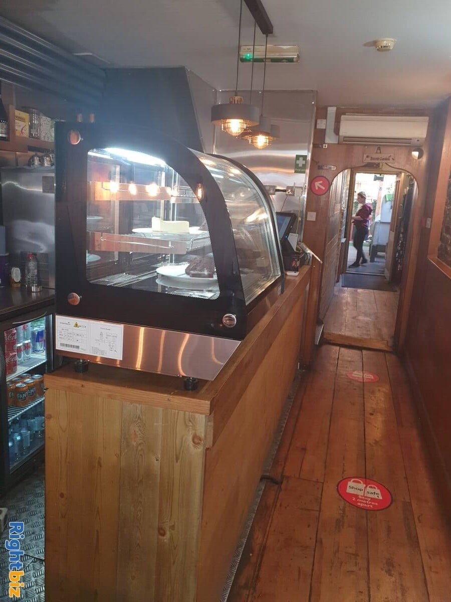 Busy Location Restaurant for sale Leasehold
