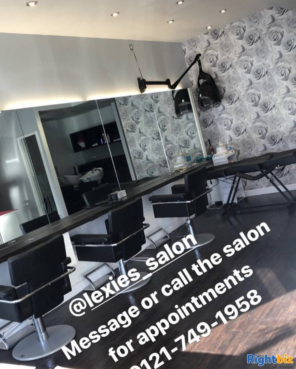 Hair and beauty salon for sale Photo 2