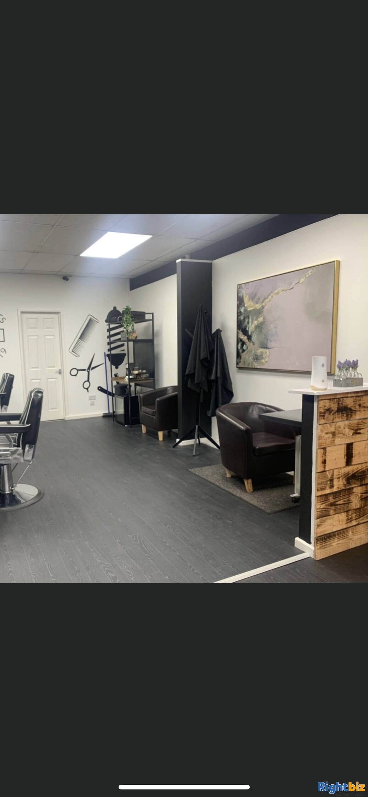 Leasehold Male Grooming Salon In Over Hulton, Bolton Photo 2