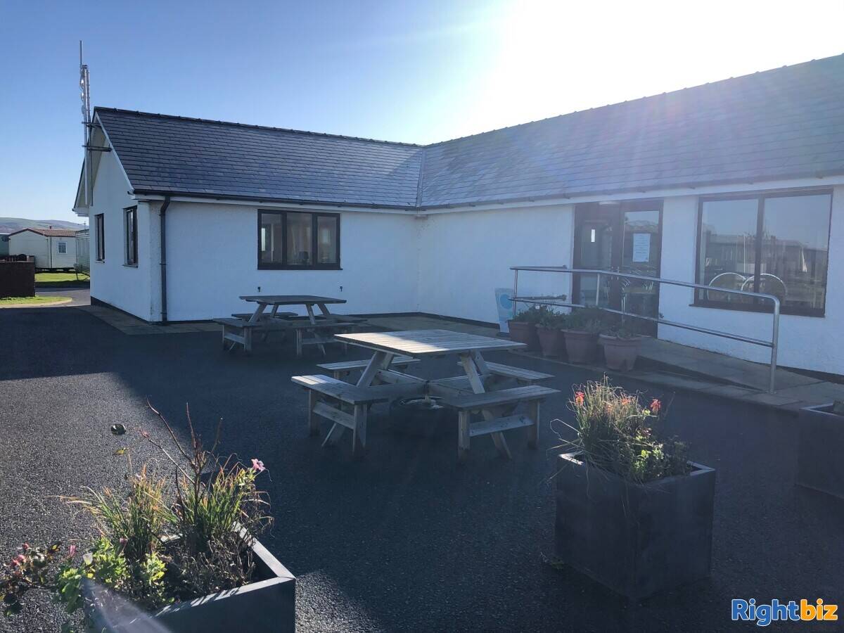 Bistro/Cafe for rent in Borth, West Wales Photo 2