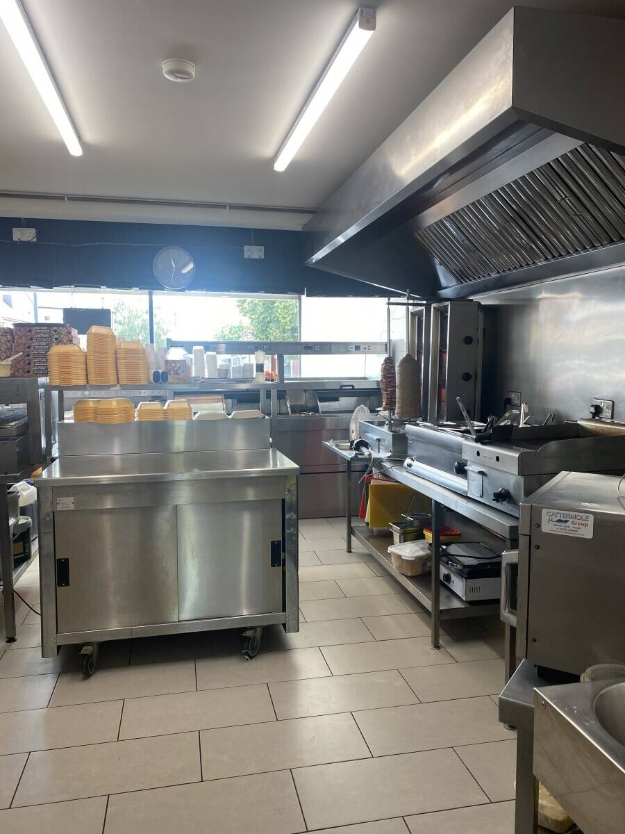 Fish & Chips Shop for sale with accommodation upstairs Photo 2