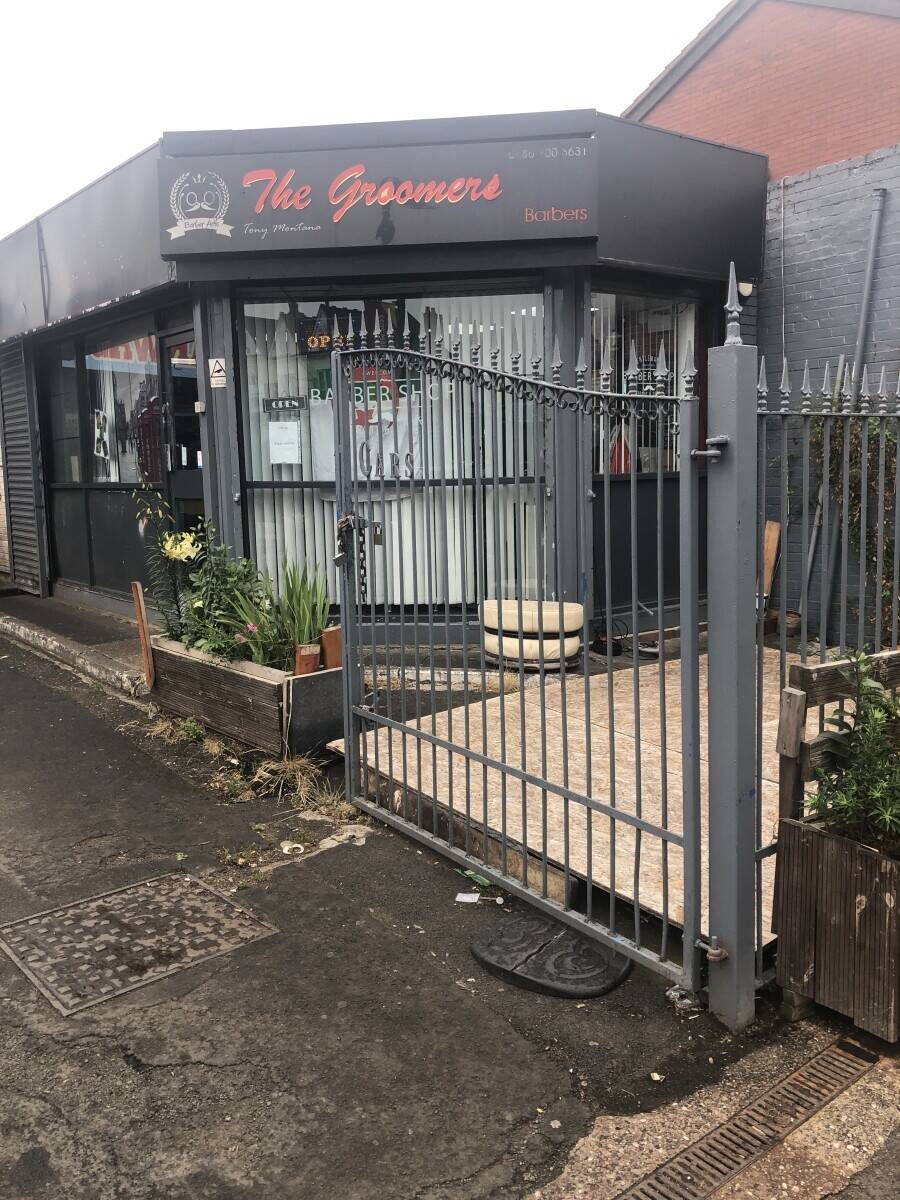 Barber shop for sale in Small Heath Photo 2