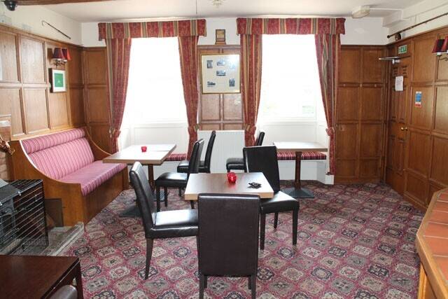 HEREFORDSHIRE ICONIC FISHERMAN'S HOTEL/INN