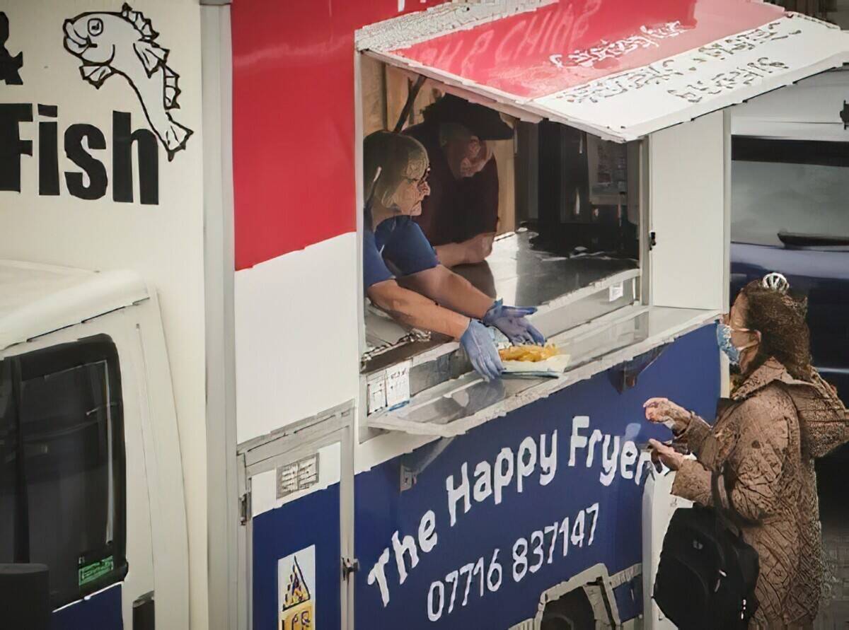 Mobile Fish And chips Hampshire Photo 2