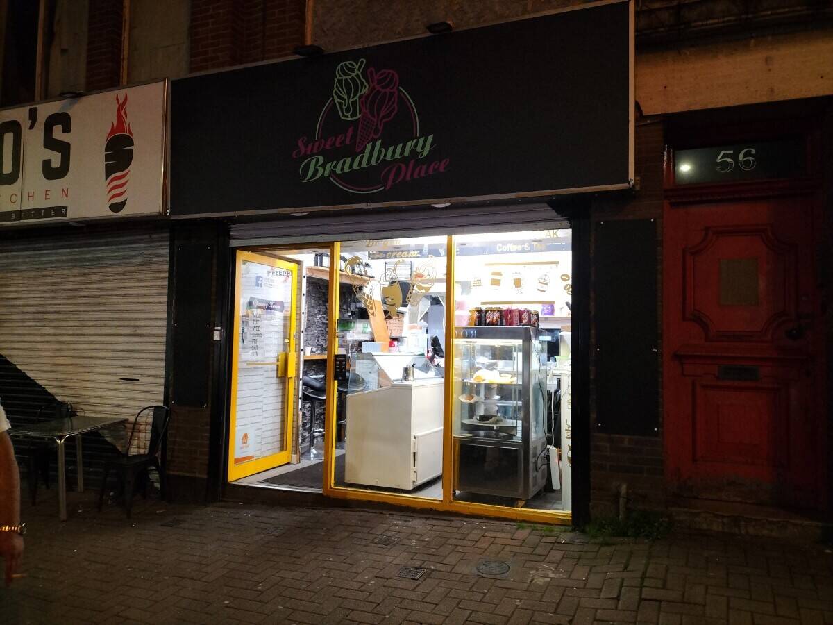 Freehold restaurant for sale Belfast's Golden Mile Photo 2