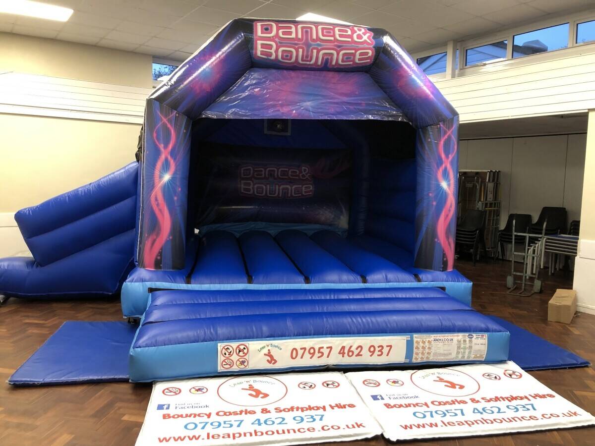 Successful bouncy castle and soft play hire business Photo 2