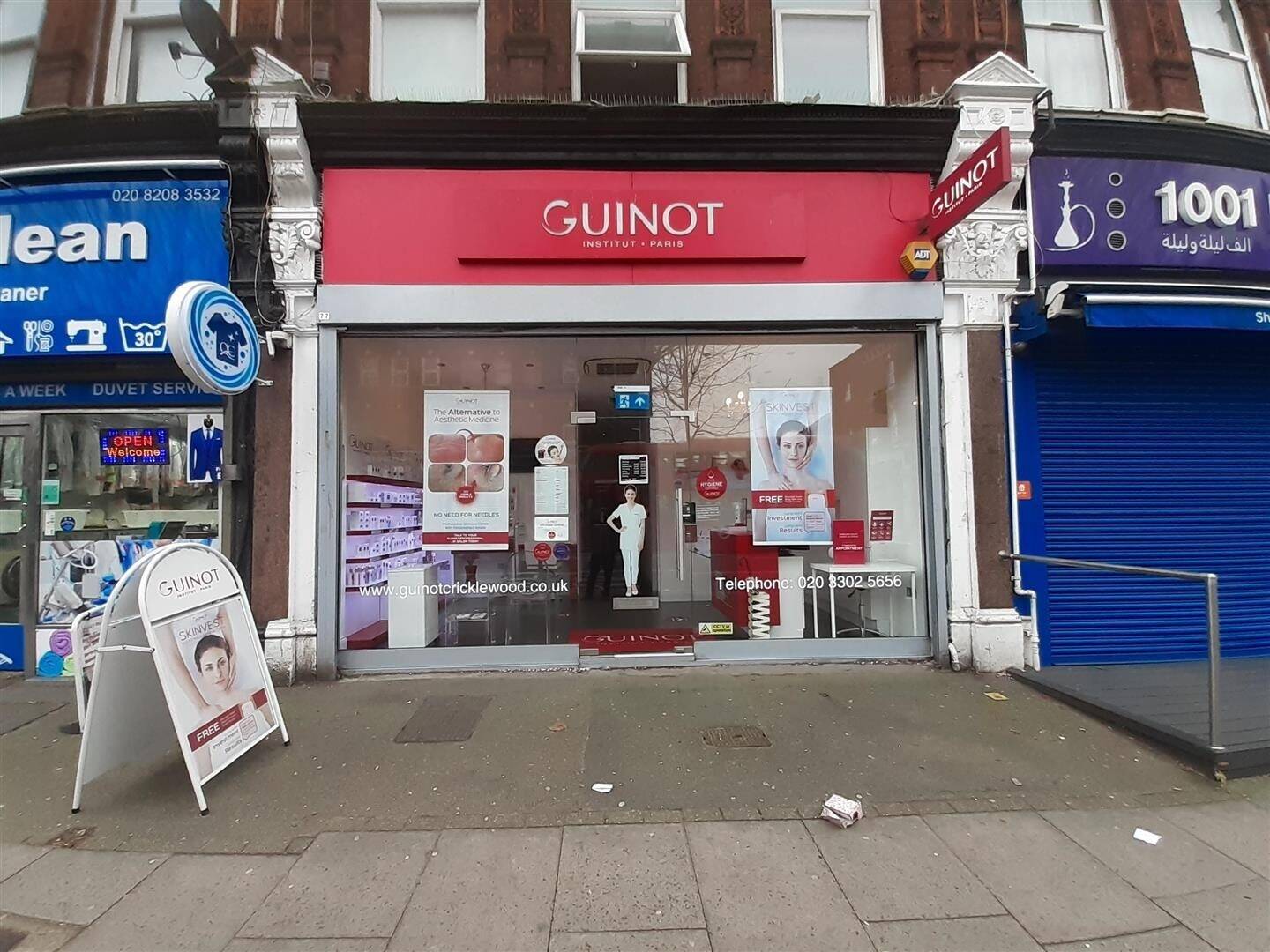 Beauty Salon NW London immaculate move in ready Photo 3