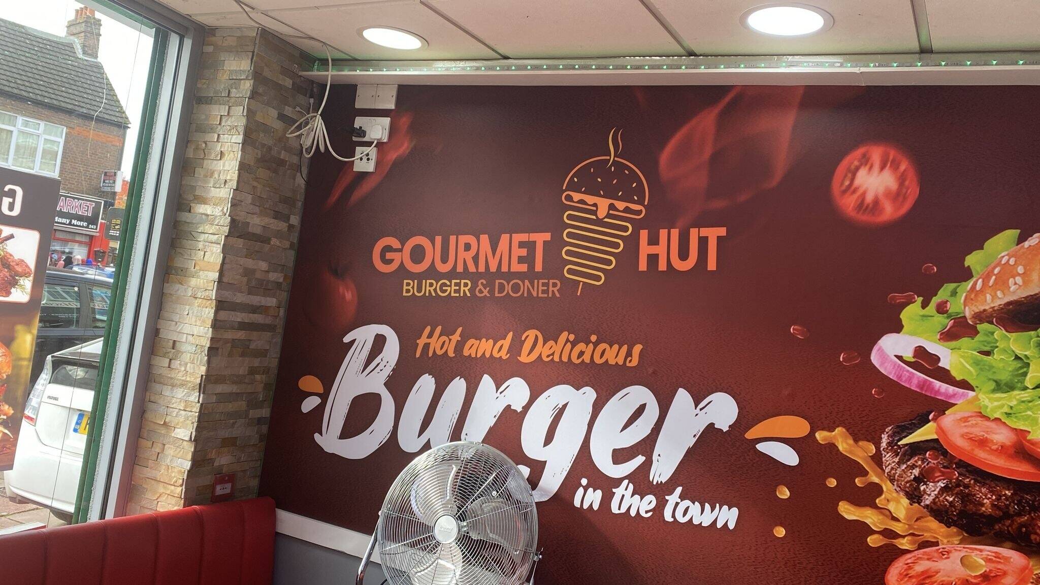 Fast Food Burger Shop For Sale in Luton, Bedfordshire