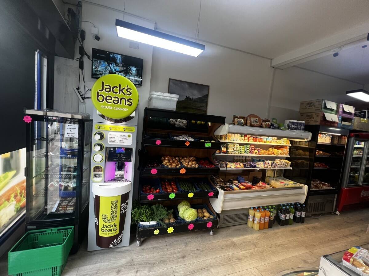 Off licence, Grocery store for sale Photo 2