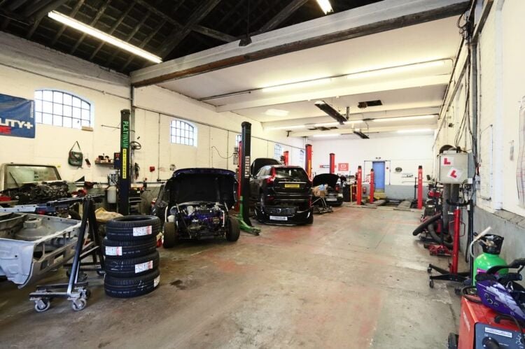 MOT, Repair & Bodyshop - Staffordshire