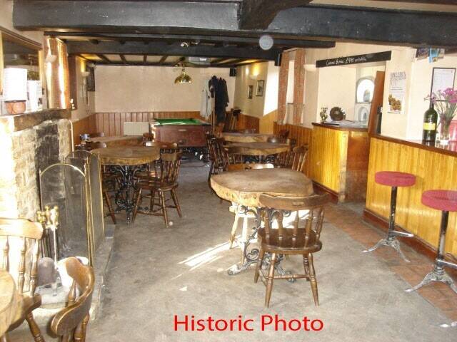 OXFORDSHIRE - VILLAGE PUB CURRENTLY CLOSED Photo 2