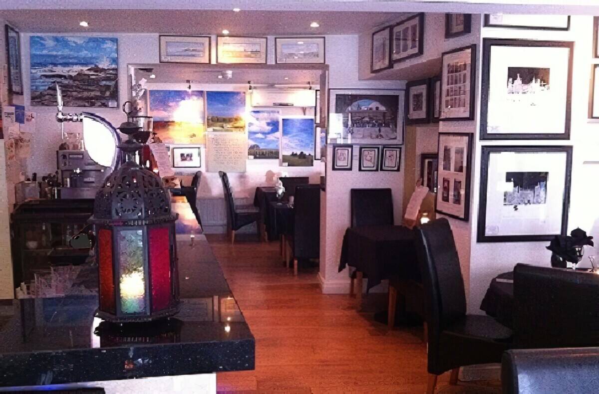 PRICE REDUCED Well established restaurant for sale in Rainhill Merseyside Photo 2