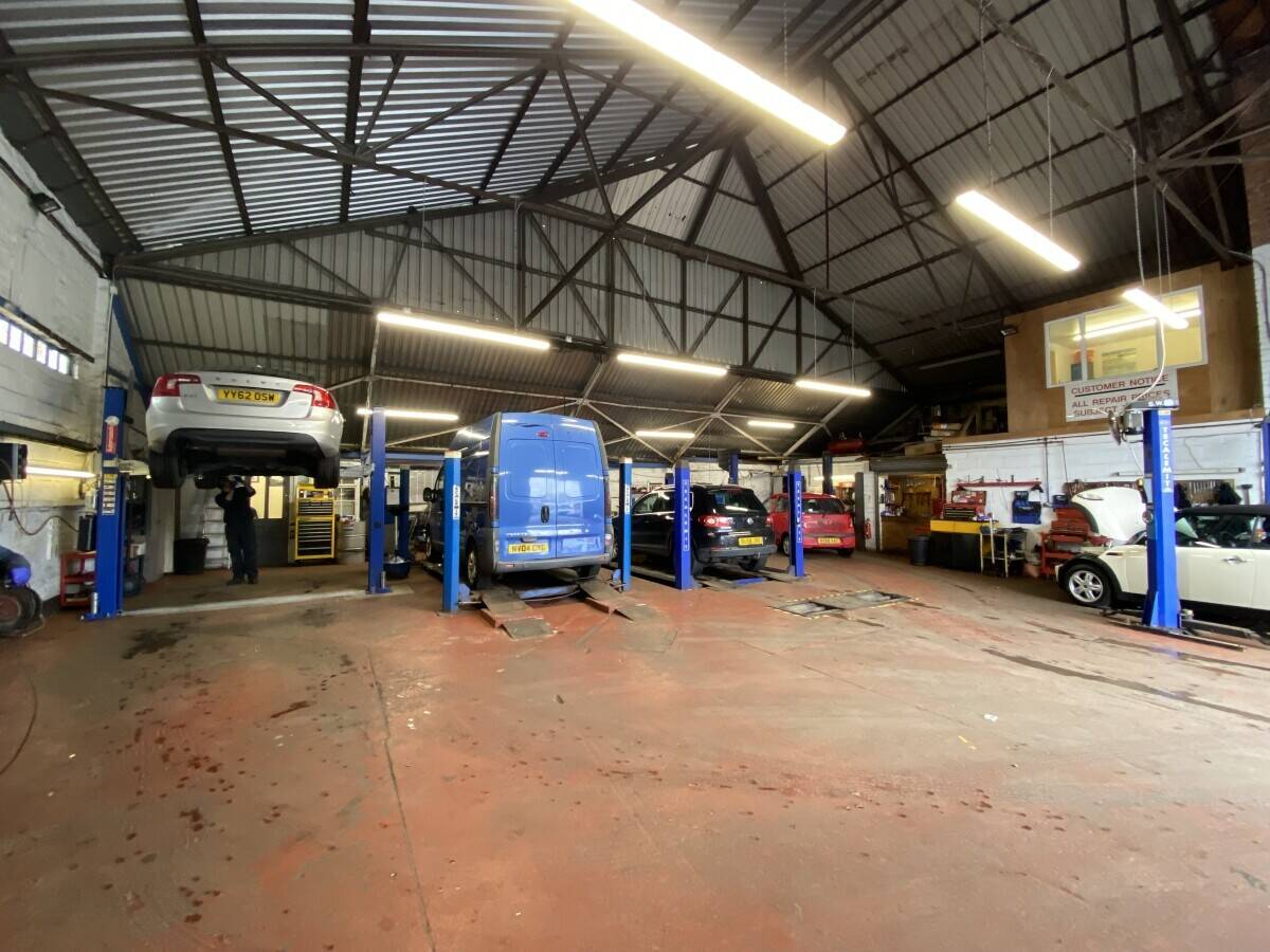 MOT, Service & Repair Garage (Freehold) in Middlesbrough