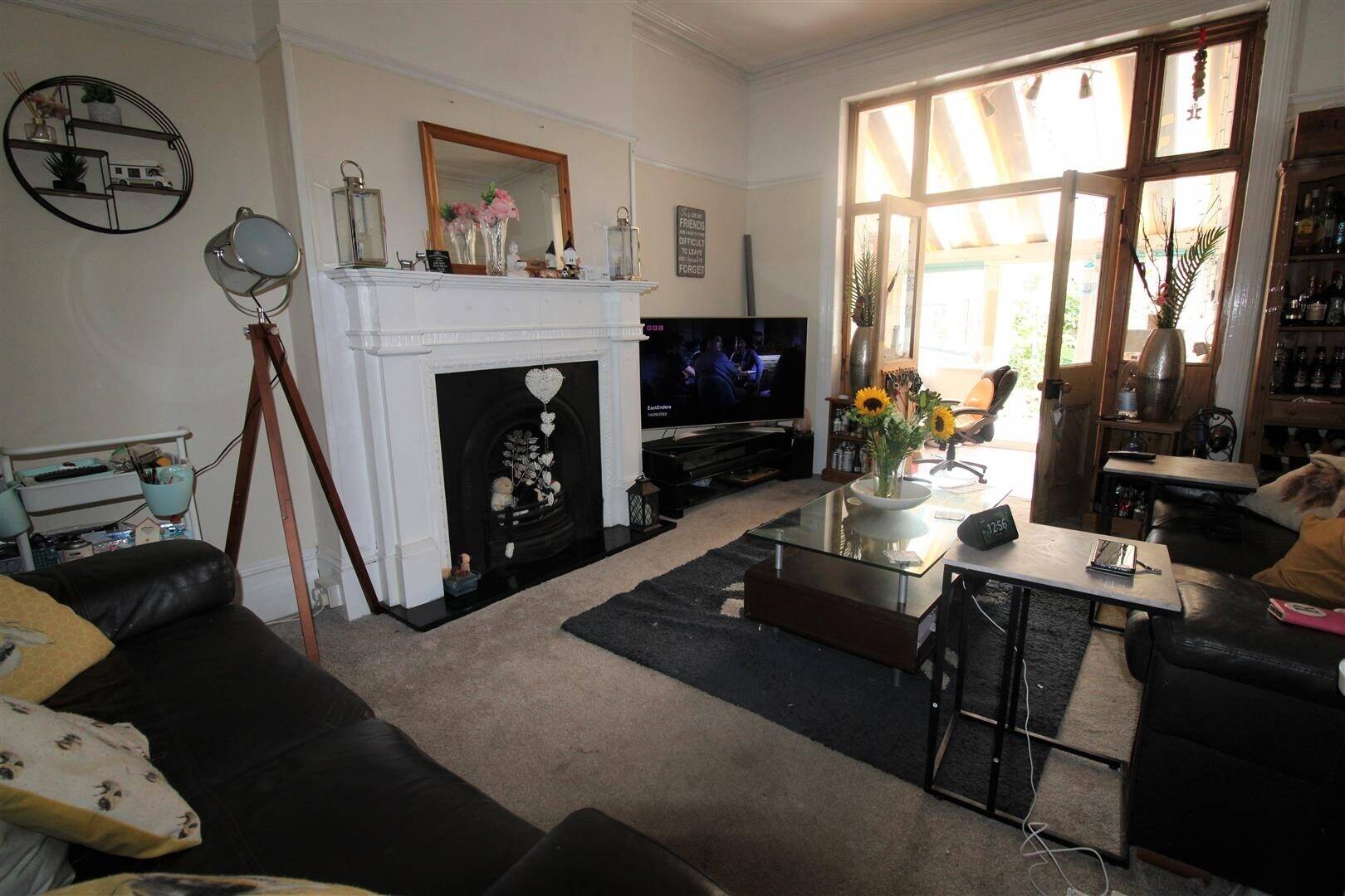 B&B for sale in Bexhill Town centre, minutes from a popular tourist seafront.