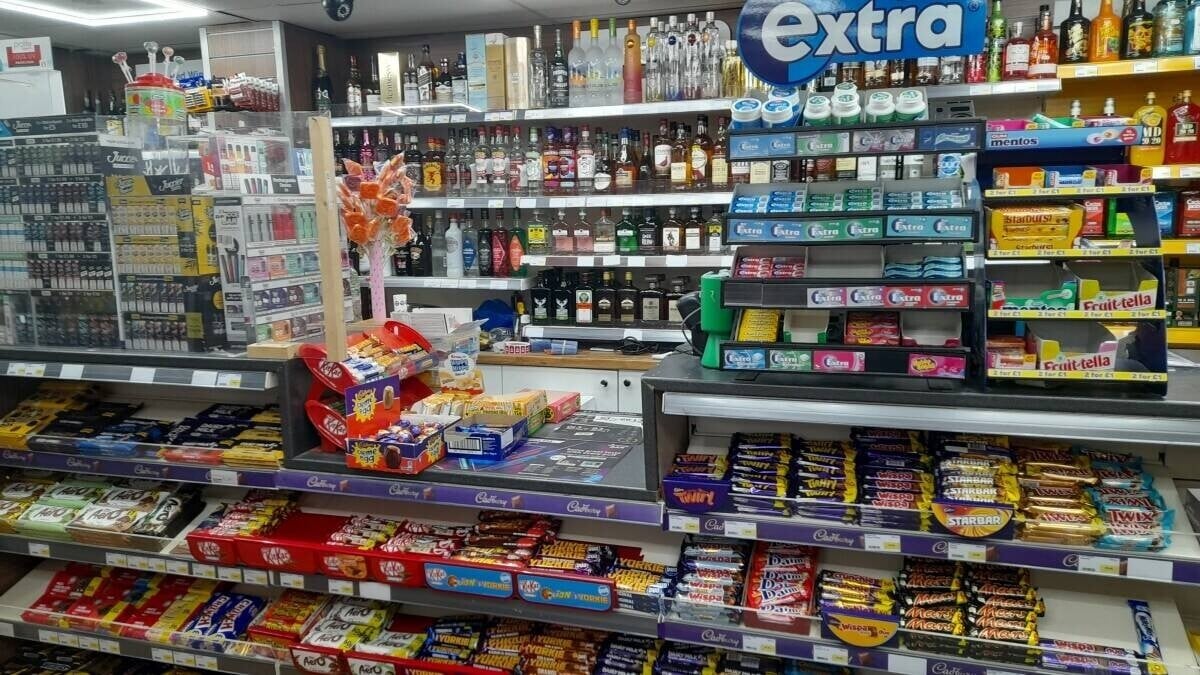 Off licence/convenience store for sale in Grimsby 