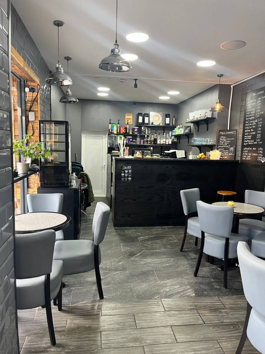 Cafe shop for sale  Photo 2