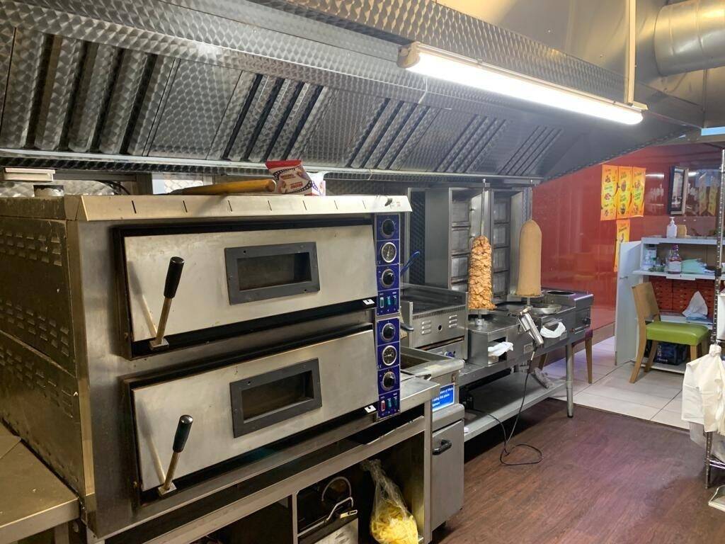 Pizza, kebab, burgers & chicken business for sale.