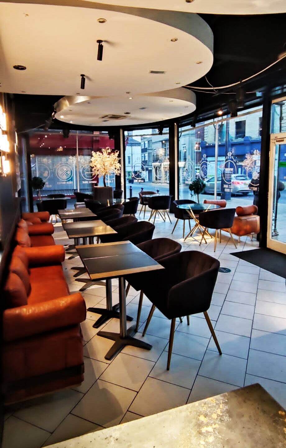 Casual dining restaurant for sale in Dewsbury West Yorkshire Photo 2