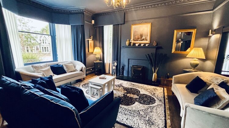 Popular and thriving nine-bedroom hotel in Kingussie