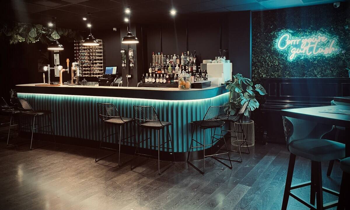Unique and immaculately presented restaurant and bar in central Bridgwater, Somerset Photo 2