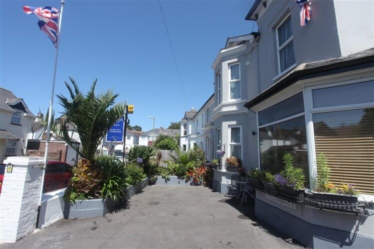 Outstanding South Devon Guest House For Sale in Paignton Photo 2