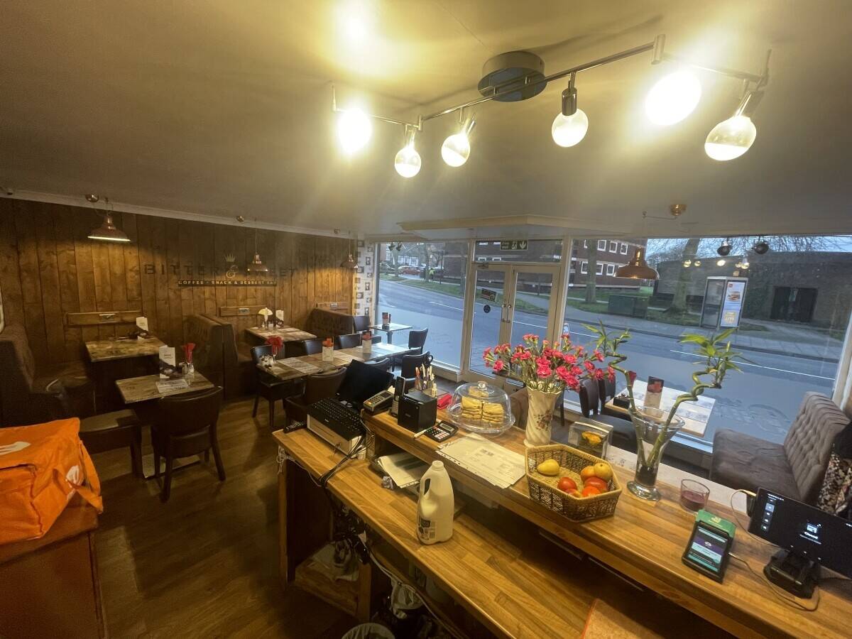 Cafe shop for sale Photo 2