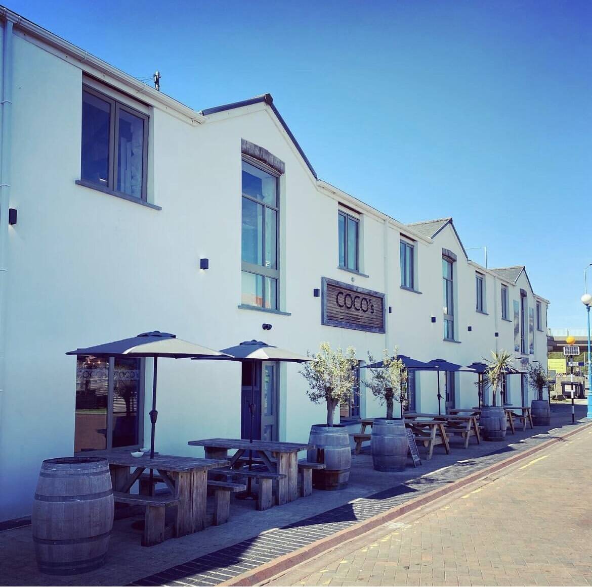 Beautiful bespoke restaurant, located on Milford Haven Marina Photo 3