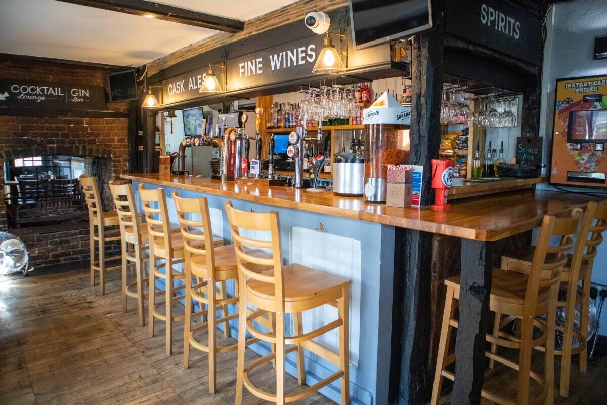 KENT - HIGH QUALITY FAMILY FRIENDLY PUB FOR SALE