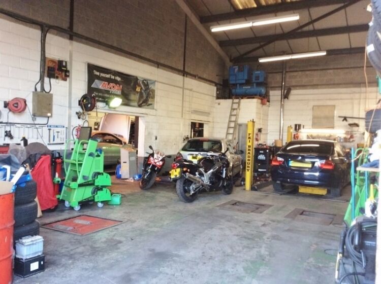 Well Established And Busy Vehicle Repair Business