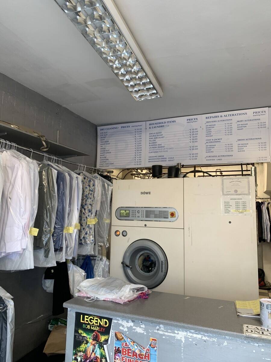 Dry cleaner in Greenwich  Photo 2