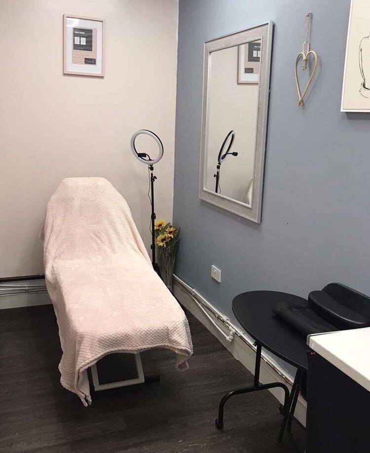 Esteemed Hair & Beauty Salon for sale in Derby Photo 2