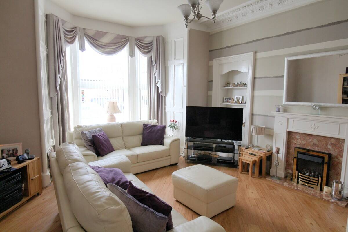 Long-established business providing a great lifestyle to the current owners Photo 2