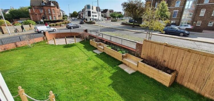 FREEHOLD
GUEST  HOUSE Photo 2