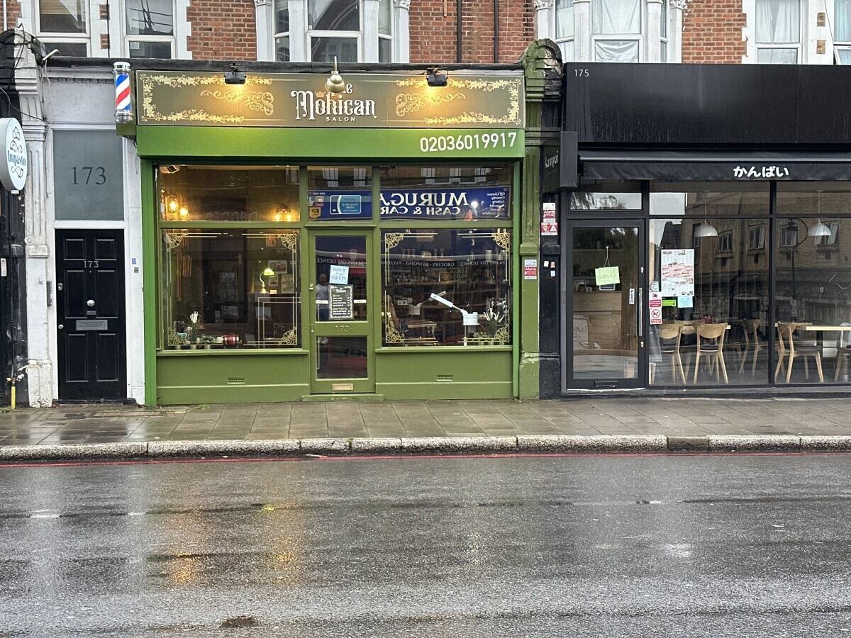 Barber shop for sale fully fitted