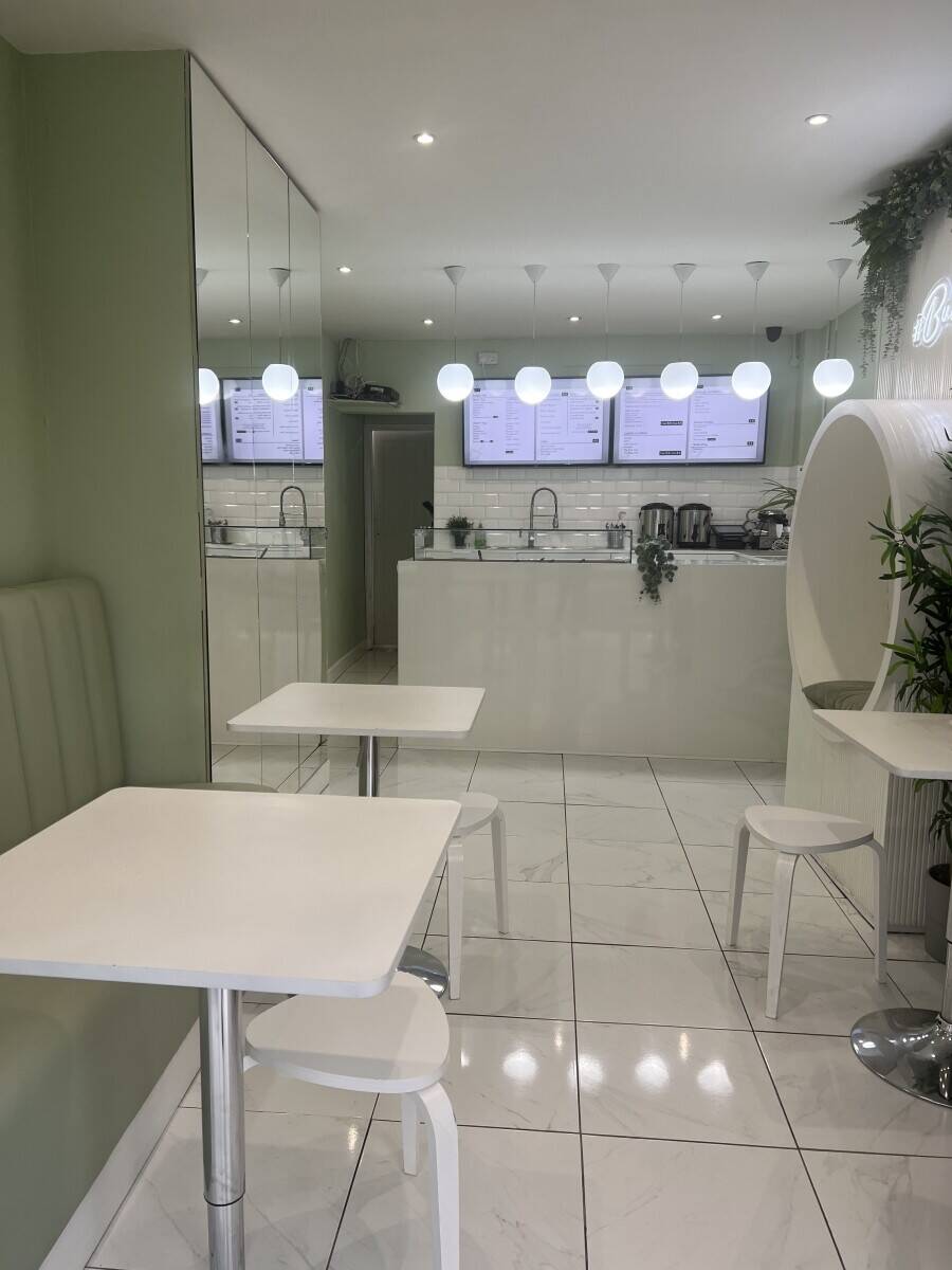 Premium Bubble Tea & Dessert Store in Birmingham Photo 3