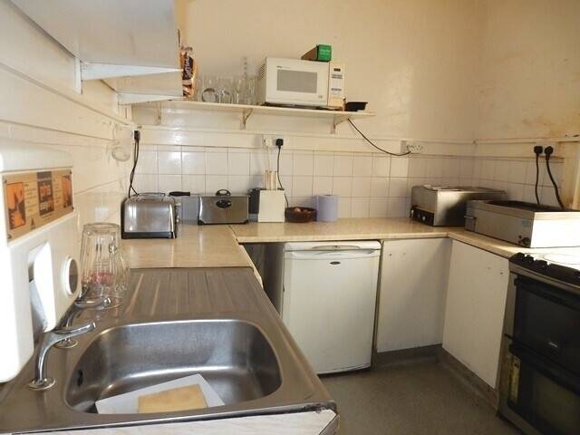 Very Long Leasehold (virtual freehold)  GUEST HOUSE for sale WEYMOUTH Photo 2