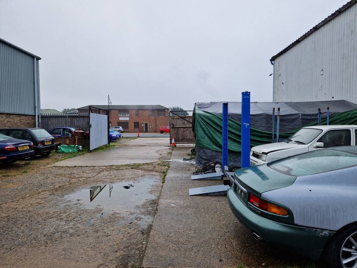 MOT station with tyres for sale leasehold