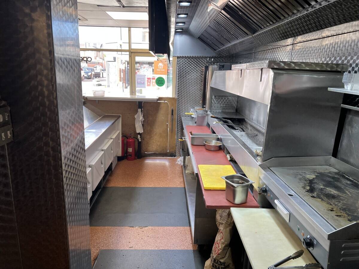 Successful Turkish Takeaway for sale with High turnover - Nottingham Photo 2