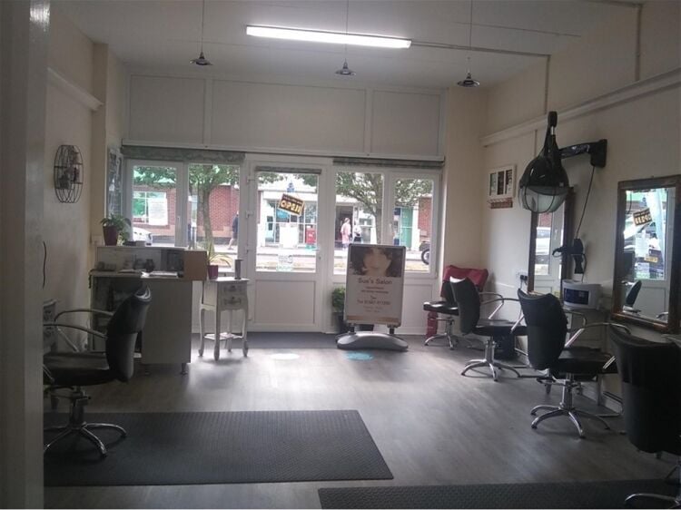 HAIR SALON Photo 2