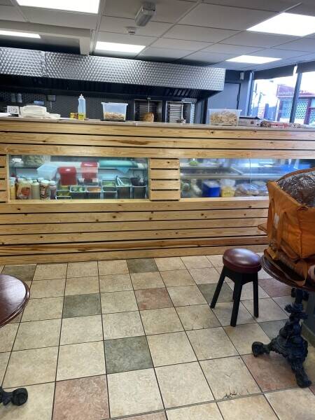 Darlington Excellent commercial property  Photo 2