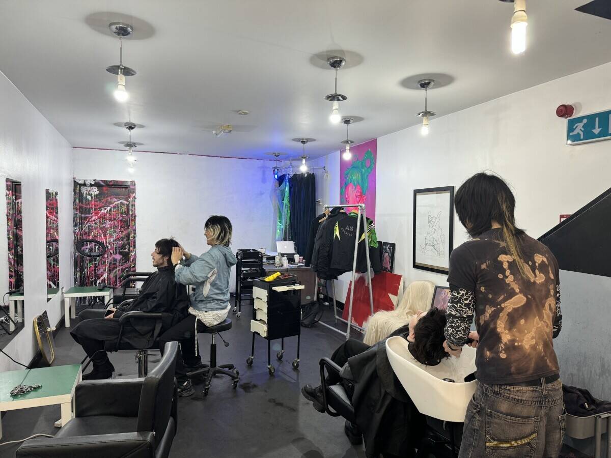 Hair Salon for Sale in Bethnal Green