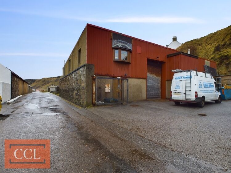 Significant commercial property with a secure yard