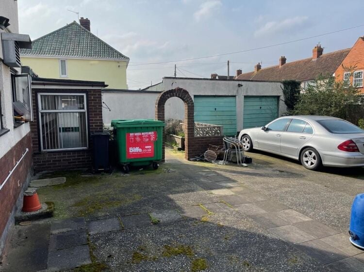 Freehold Fish & Chip Takeaway Located In Bridgwater
