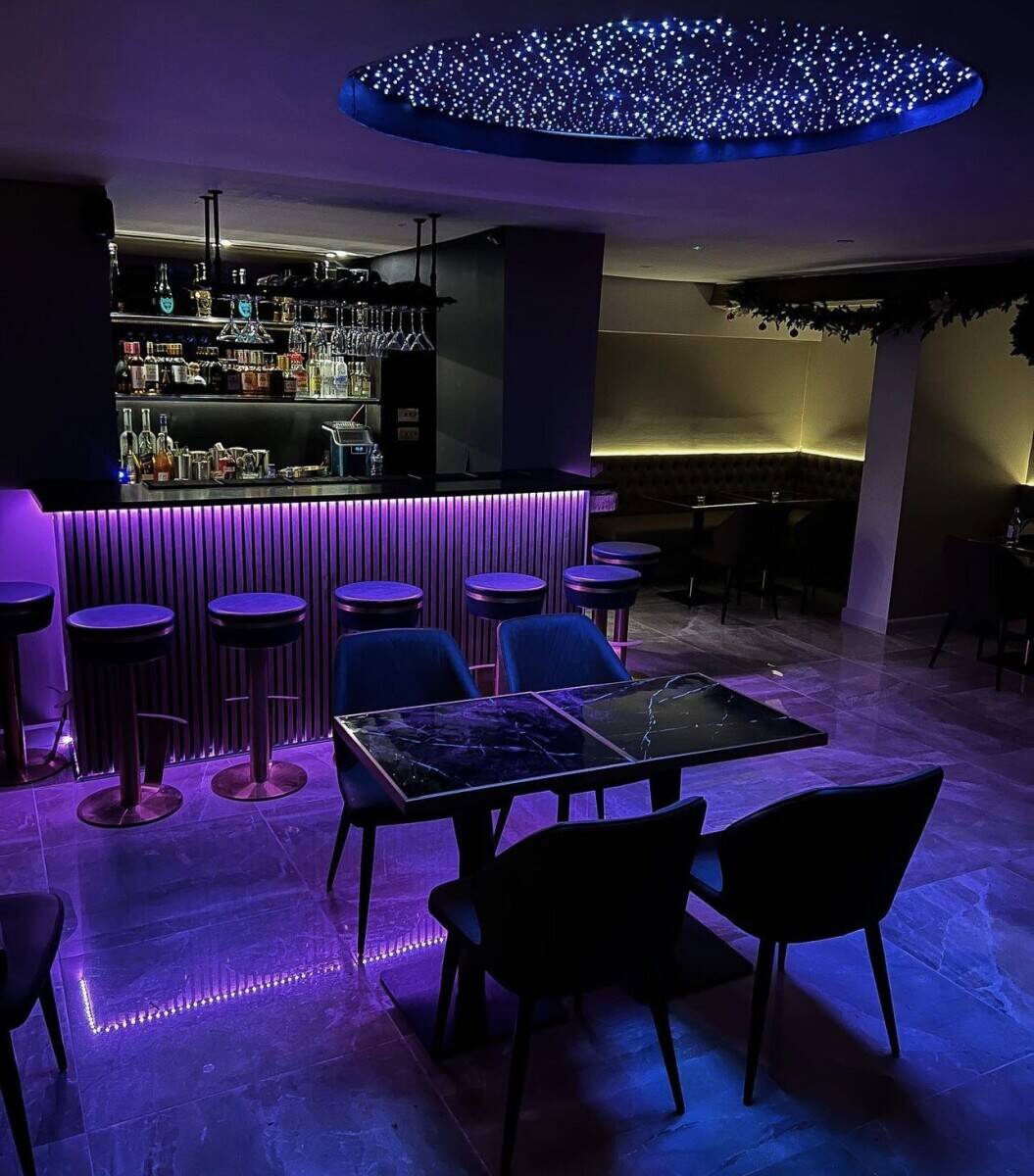 Bar in the heart of Chelsea - Quick Sale!
