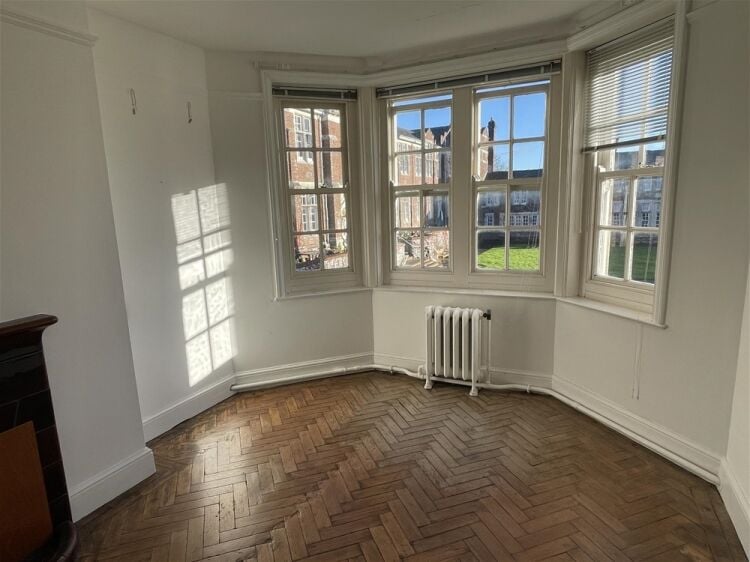 Offices and Business Units To Let For Sale in Newton Abbot