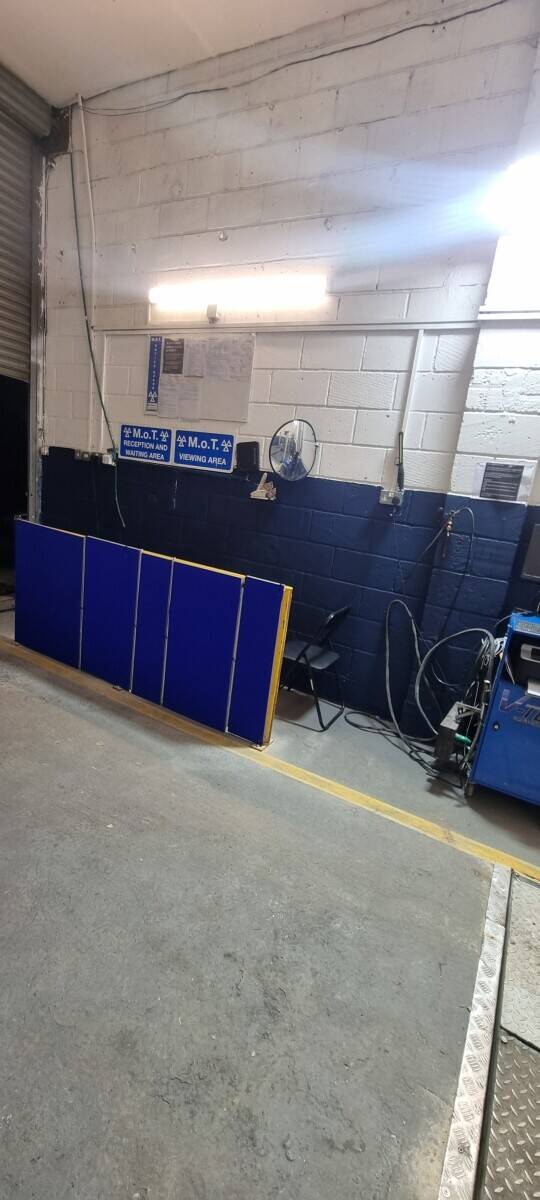 Running MOT Car Garage in West London, Highly profitable Commercial area