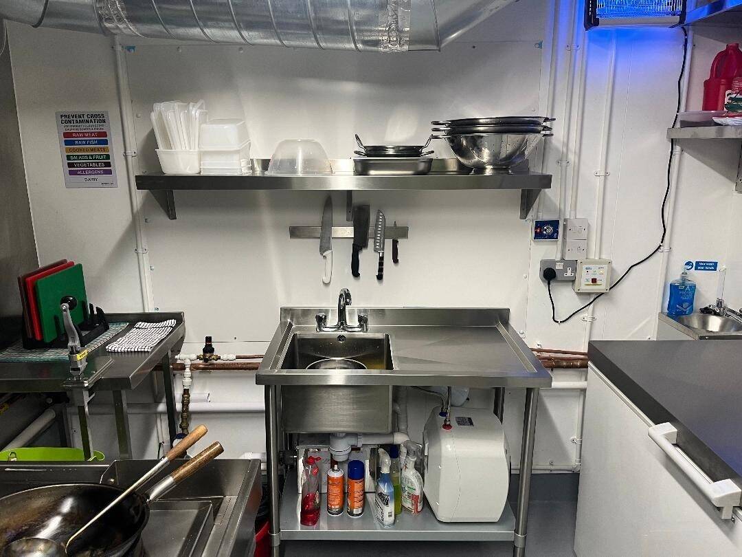 Asian Food Noodle Bar for sale Photo 2