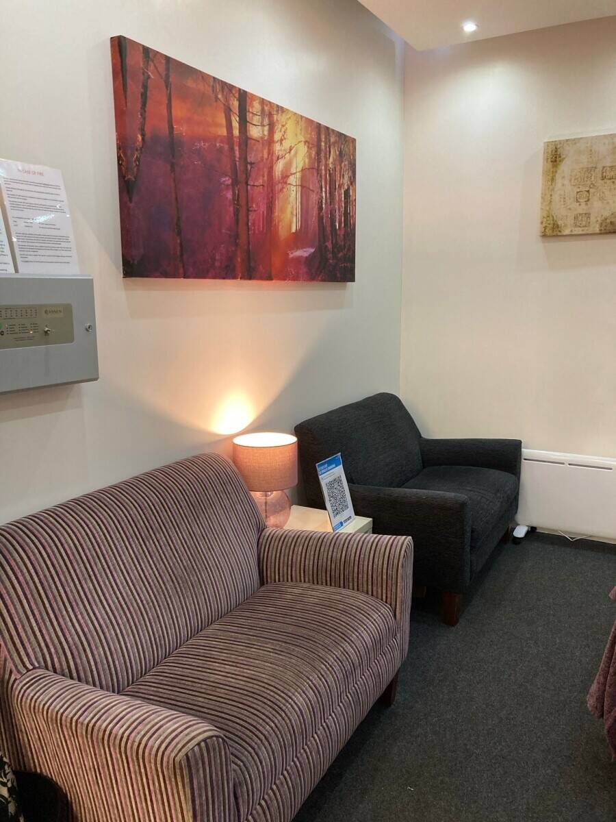 Well-established and popular beauty clinic based in an ideal area of Hertfordshire.